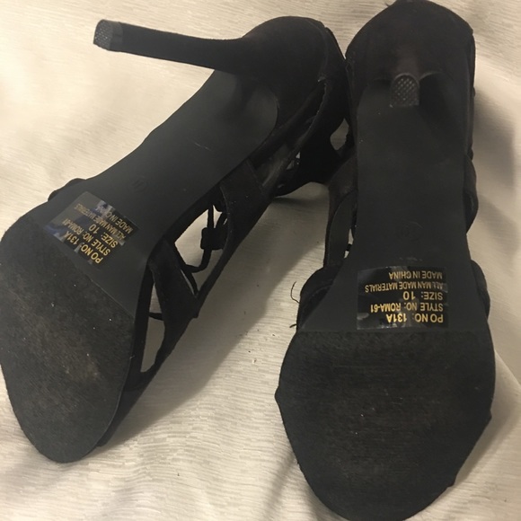 Breckelle’s Roma’s 61 Heels - Picture 5 of 8